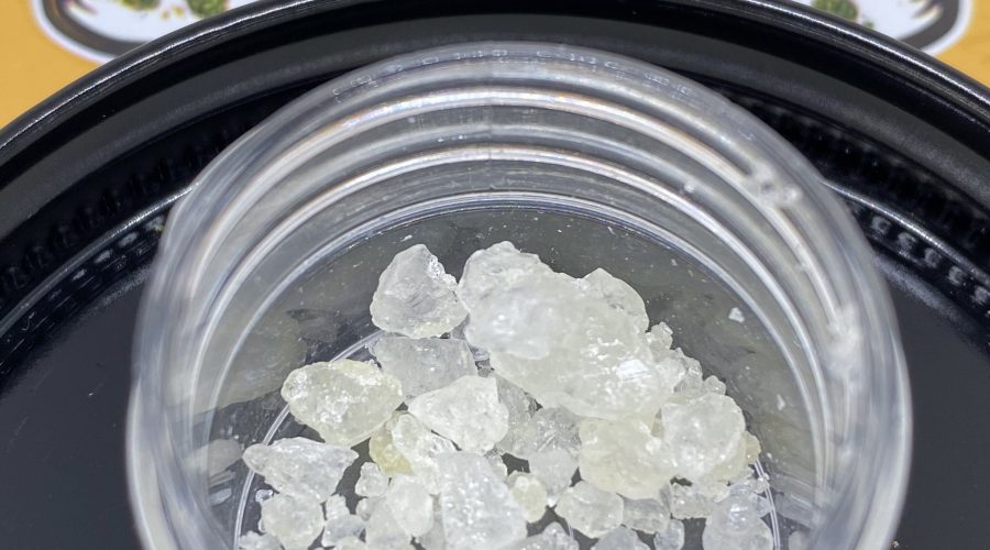 THCA diamonds are shiny and sparkly and will catch your eye from across the room.